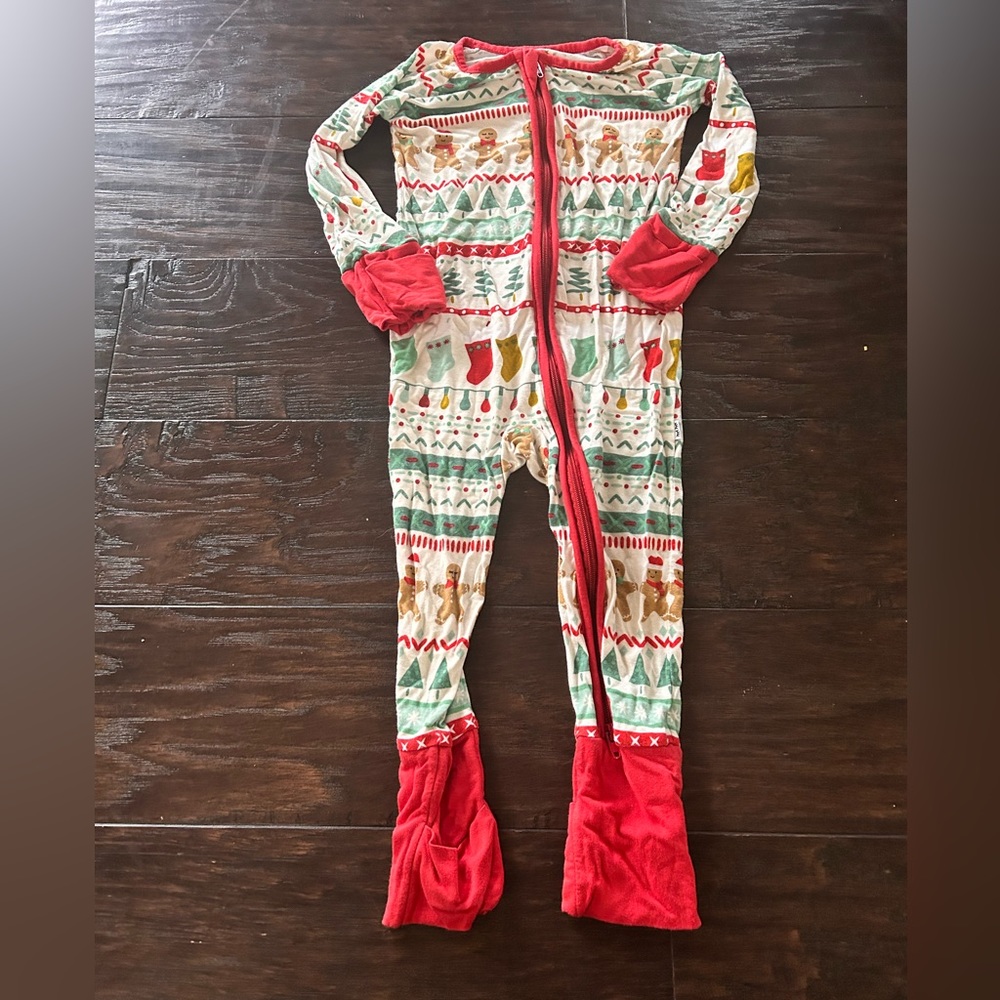 Little sleepies 6-12 months Christmas zippy